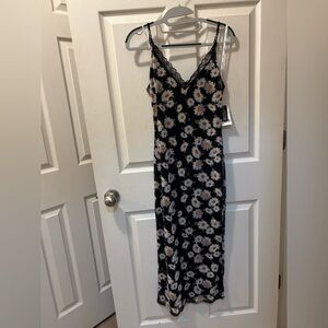 Bar III Macy's XS Black Floral Daisy Maxi Dress Adjustable Spaghetti Straps NWT